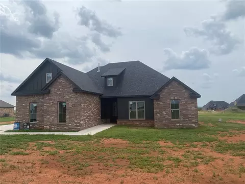 2581 Sunset Ct, Guthrie, OK 73044