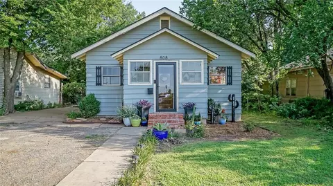 808 W Main St, Edmond, OK 73003