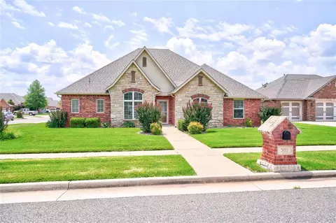 3112 SE 29th Ct, Moore, OK 73165
