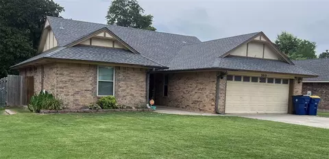 3513 Clarke St, Choctaw, OK 73020