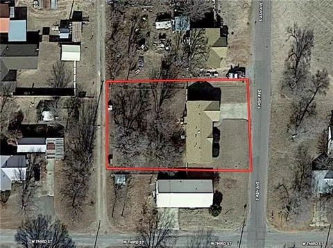 119 S Ash St, Erick, OK 73645 photo 17