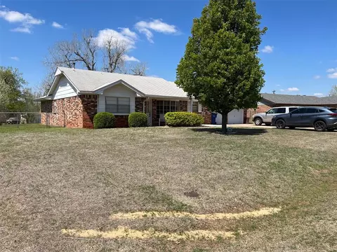 715 S Pleasant View Dr, Mustang, OK 73064