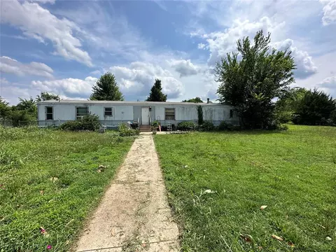 19744 SE 15th St, Harrah, OK 73045