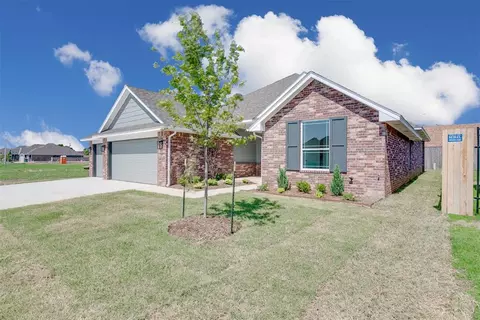 11012 Treemont Ln, Oklahoma City, OK 73162