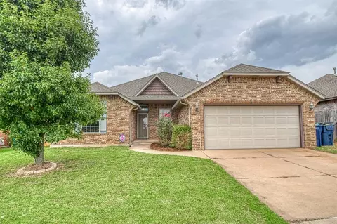 2417 SE 89th Ter, Moore, OK 73160