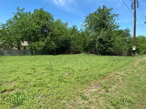 1418 Tennessee Ave, Chickasha, OK 73018