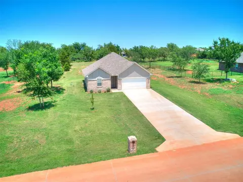9732 Livingston Rd, Edmond, OK 73025