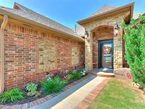 8605 NW 113th Ct, Oklahoma City, OK 73162