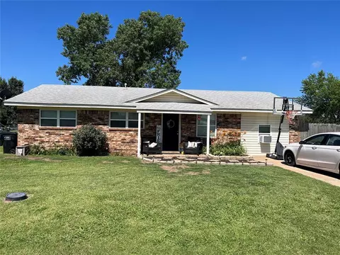 408 Tucker Pl, Covington, OK 73730