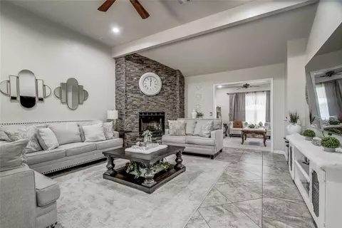 11217 Cimarron Dr, Oklahoma City, OK 73162