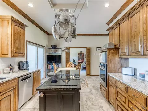 13304 Silver Eagle Trl, Edmond, OK 73013 photo 12