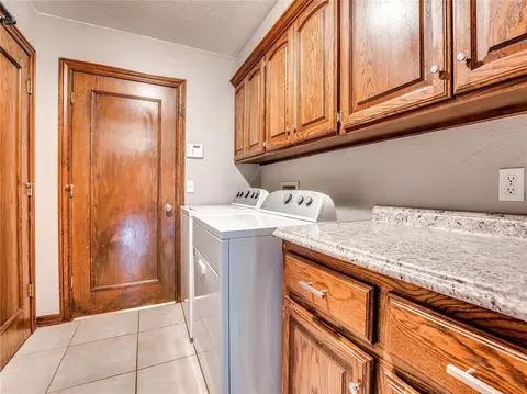 3928 Devon Dr, Edmond, OK 73034 photo 44