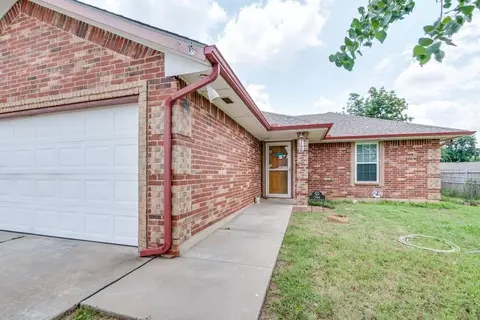 744 NE 84th St, Oklahoma City, OK 73114
