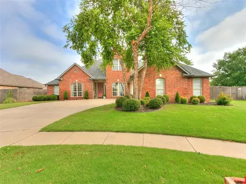 1421 Sawgrass Dr, Norman, OK 73072