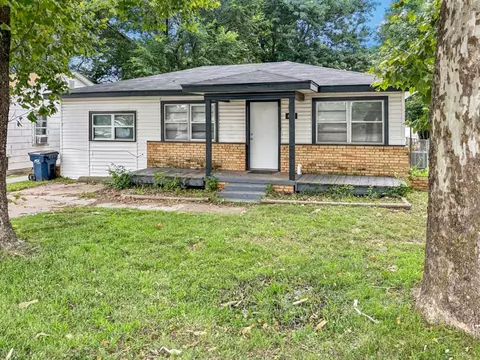 411 N Main St, Noble, OK 73068