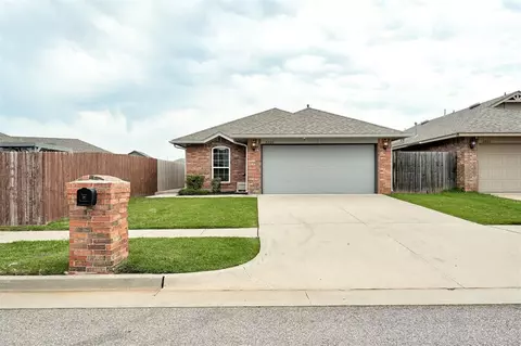 5800 Sanabel Ct, Oklahoma City, OK 73179