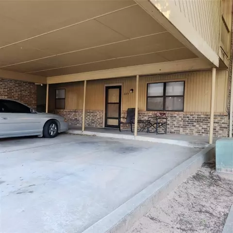8009 NW 7th Pl #305, Oklahoma City, OK 73127