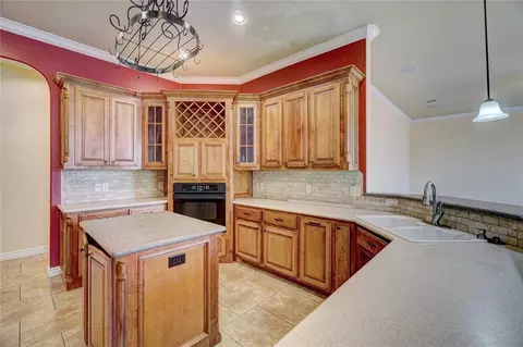 2600 SE 6th St, Moore, OK 73160 photo 8