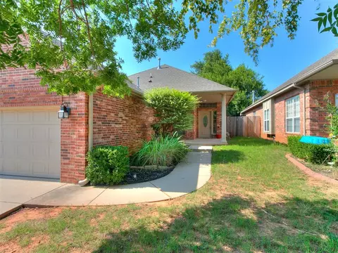 1225 Cedar Creek Dr, Norman, OK 73071 photo 3