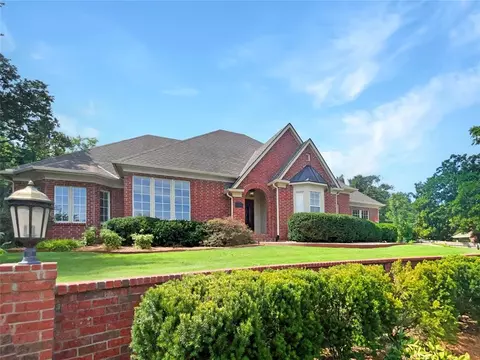 2608 White Fox Cir, Edmond, OK 73034