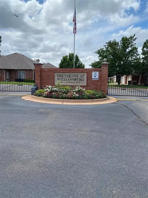 509 S Santa Fe Ave #145, Edmond, OK 73003