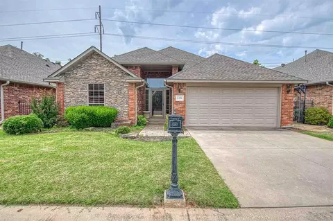 3316 Windjammer St, Norman, OK 73072