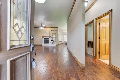 2012 Cedar Pointe Cir, Edmond, OK 73003 photo 3