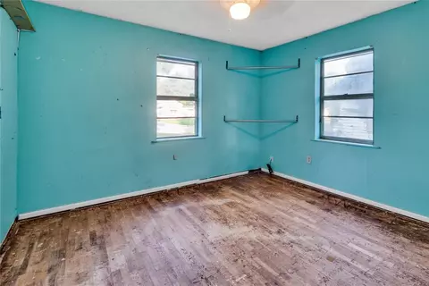 319 N E St, Duncan, OK 73533 photo 12