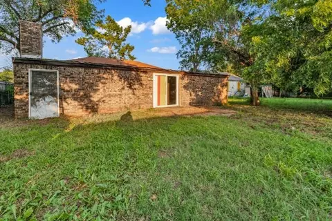 319 N E St, Duncan, OK 73533 photo 22