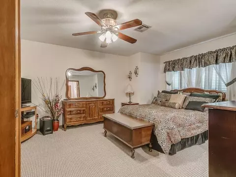 1121 Leafhurst Rd, Moore, OK 73160 photo 16