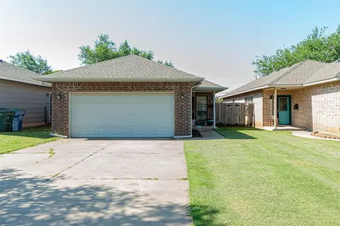 816 W 1st St, Edmond, OK 73003