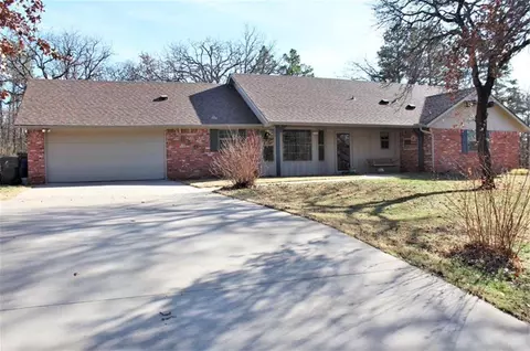 6502 Crooked Oak Cir, Norman, OK 73026