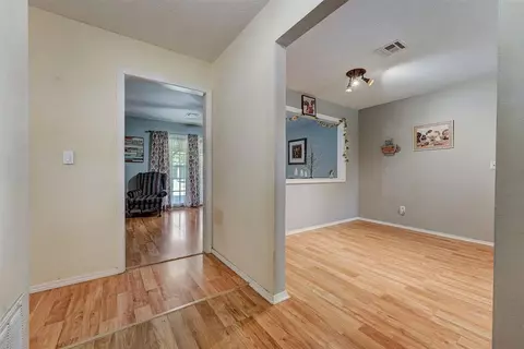 20320 Walker St, Harrah, OK 73045 photo 8