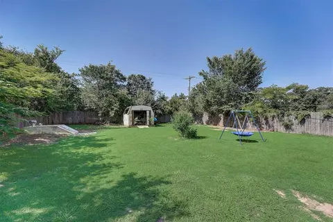 20320 Walker St, Harrah, OK 73045 photo 29