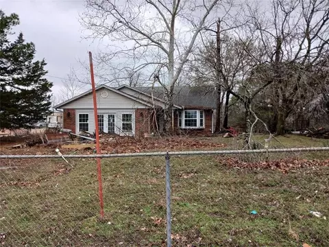 23427 E Hill Dr, Tecumseh, OK 74873
