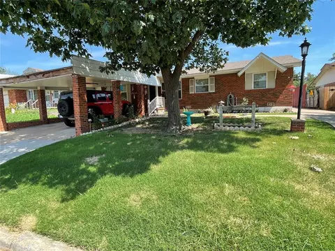 5707 NW Euclid Ave, Lawton, OK 73505