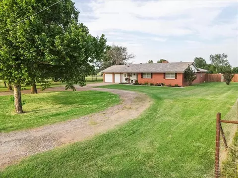 809 County Street 2930, Tuttle, OK 73089 photo 7