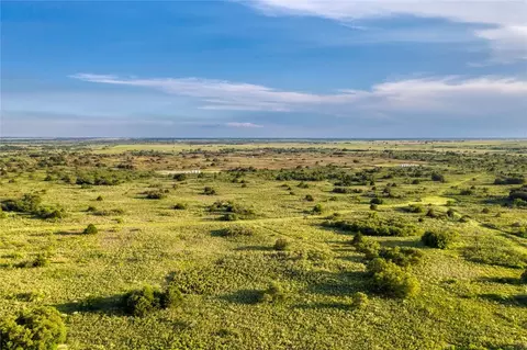 N 1680 Road, Sweetwater, OK 73666