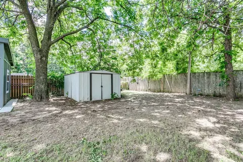 615 E Gray St, Norman, OK 73071 photo 43