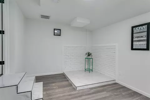 615 E Gray St, Norman, OK 73071 photo 32