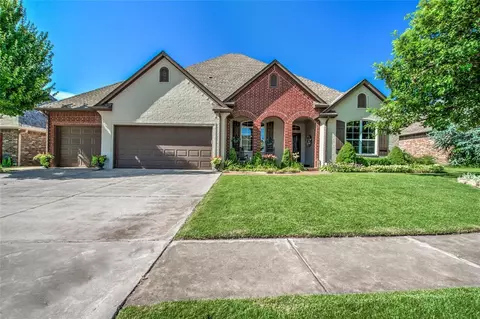 416 War Eagle Ln, Yukon, OK 73099 photo 2