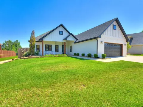 608 Belmar Dr, Edmond, OK 73025