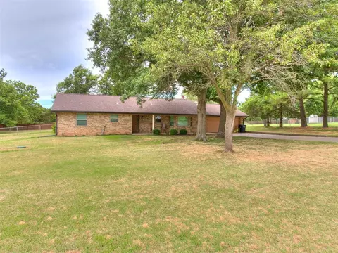 53 Serenada Ln, Shawnee, OK 74804