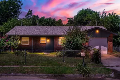 1217 Mcgregor Dr, Midwest City, OK 73130