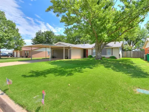 1304 Softwind Ave, Oklahoma City, OK 73128