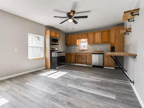 211 E 2nd St, Stroud, OK 74079 photo 12