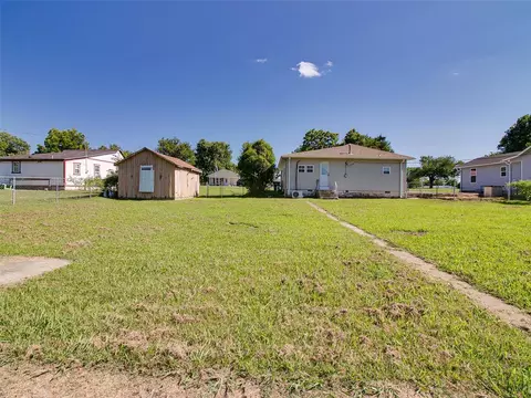 211 E 2nd St, Stroud, OK 74079 photo 30
