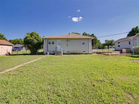 211 E 2nd St, Stroud, OK 74079 photo 31