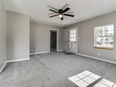 211 E 2nd St, Stroud, OK 74079 photo 8