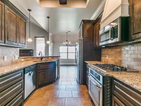 4933 Champlain Pl, Edmond, OK 73025 photo 20